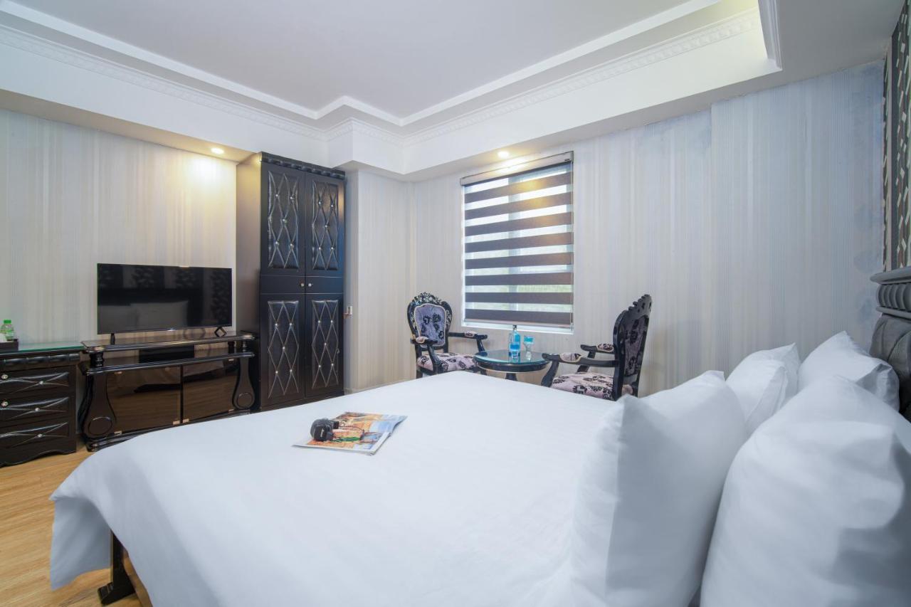 דה נאנג Royal Beach Hotel By Thg מראה חיצוני תמונה