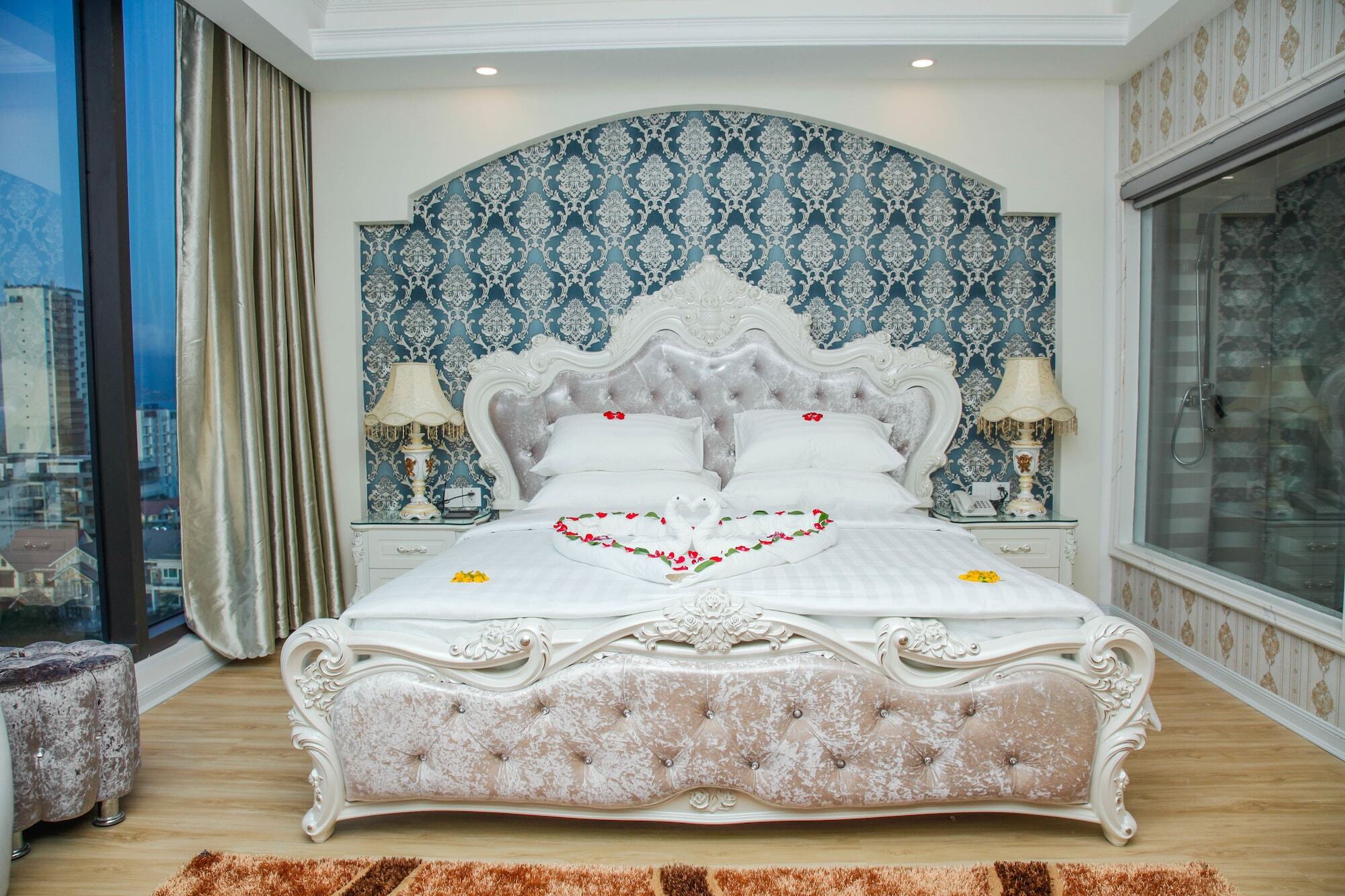 דה נאנג Royal Beach Hotel By Thg מראה חיצוני תמונה